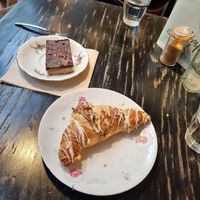 Gefülltes Croissant (Hammer!) at Hempies - Händelstraße in Cologne