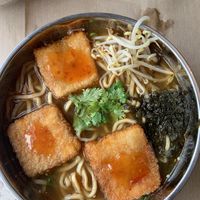 with bean sprouts, fried tofu with spicy sweet and sour sauce, algae, cilantro and peanuts🍜  at Ramen Bambu in Lisbon