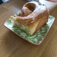 Cinnamon roll at The Hippie Baker in Vigo