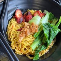 Wanton mee  at Makan Vegan - 斋这里 in Central Singapore
