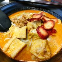 Laksa at Makan Vegan - 斋这里 in Central Singapore