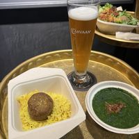   at CARVAAN Delicatessen & Beer stop in Tokyo