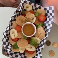 red and gold and green mini cakes  at Munchies in Willemstad