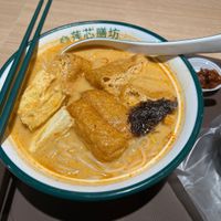 Laksa red $4  at Lian Xin - 莲芯膳坊 in Central Singapore