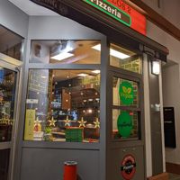 view from outside at Pizzeria Schlaflos 2 in Frankfurt