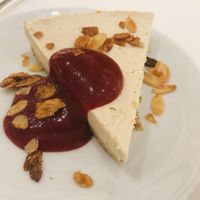 Cheesecake aux noix de cajou  at Vegitopia in Brussels