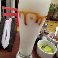 Natural juice with a little syrup in the glass at VEGANO El Buen Alimento in Cali