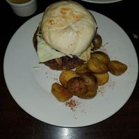 hamburguesa corona boreal at VEGANO El Buen Alimento in Cali