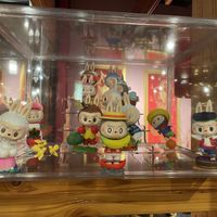 Decor  at Chantanee in Bothell