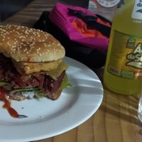 Eu passei no VLV pegar um lanchinho antes de sair na última sexta, foi uma ótima ideia. Eu tasquei uma mordida antes da foto, ops. at Viva la Vegan in Curitiba