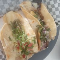 Tacos de nopal 🌮 at Mezcal in Madrid