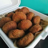 Falafels at Del Cerro in Valdivia
