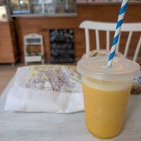 Wel veel sap opties. Dit sapje kostte 3,80 at Motu Nui in Tenerife