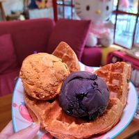  at Heartbreak Melts in Northeast Singapore