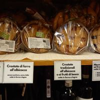 vegan crostate at Naturalia in Venice