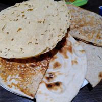 Rotti, Naan, Papadum at Indian Palace in Mainz