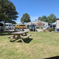 Outside dining at Hangar Round Cafe in Motueka