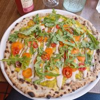 Bamboche pizza with seasonal products at Pizzéria Agapè in Nantes