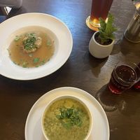 Kaspressknödelsuppe und Wildkräutersuppe  at Tisch in Vienna