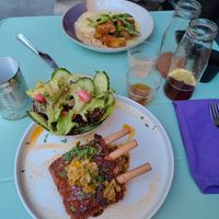 Slow Roasted Spare Ribs und Spargel mit Bohnen und Layerserdäpfel at Tisch in Vienna
