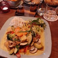 Grünes Curry mit Tofu und Seitan at House of Vegan 182 in Berlin