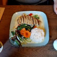 Grünes Curry mit "Ente" at House of Vegan 182 in Berlin