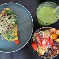 Acai-bowl and hummus toast at Värav Coffee and Toast in Tallinn