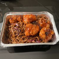 Sweet and Sour Cauliflower Lo Mien   at Kraves Vegan Foods in New York City