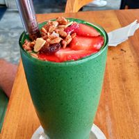 Spirulina smoothie at Warung Dua Hati in Canggu