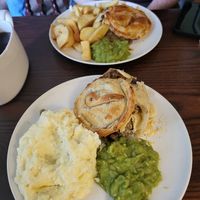 Mince & Onion Pie at Nottingham House in Sheffield
