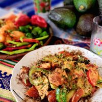 Mexican calabacitas con vegan queso...
https://telemaizrelax.wordpress.com/ at ART Libreria in San Cristobal De Las Casas