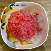 Ice dessert with toppings and red syrup (salak fruit flavour)  at Cheng Sim Ei เช็งซิมอี๊ - Fashion Island in Bangkok