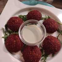  at Hommus Como in Como