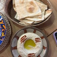 hommus with typical libanese bread  at Hommus Como in Como