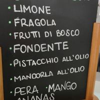 Assortimento di inizio estate 😋 at L'Angolo del Gelato in San Rocco