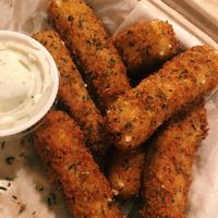 Vegan mozzarella sticks with vegan ranch 😋 at Veggie Galaxy in Cambridge