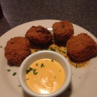 macaroni balls with dip at Veggie Galaxy in Cambridge