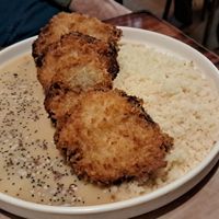 Katsu de berenjena at Pizzeria Campelo in Valdovino