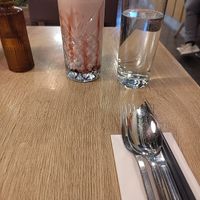 Lychee Berry shake 🤤 at Vevi Restaurant II in Vienna