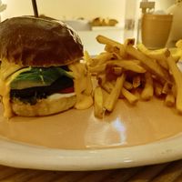 Impossible burger at Brunch & Cake in Abu Dhabi