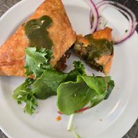 Samosas🌱🤤 at BeeWali's Vegan AF in Los Angeles