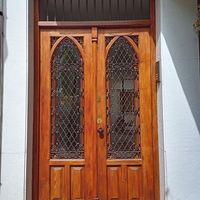 Lovely Courtyard door at Cosmopolitan Food in Cordoba