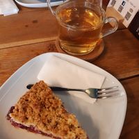 Quality black tea and sour cherry bake at Goosebumps Coffee Lab in Budapest