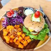 Burger 🍔 at Pure Vegan Heaven - Food Stall in Koh Phangan