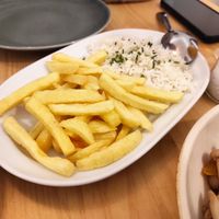 Acompanhamento at A Minha Avó in Lisbon