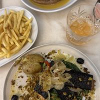 Bitoque com ovo e bacalhau à moda da avó  at A Minha Avó in Lisbon