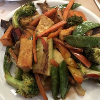 Gemüsepfanne, vom Buffet zusammengestellt / vegetable stir-fry from the buffet  at China Restaurant Majestic in Straubing