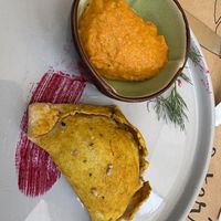 Empanada de gentileza  at Pastelería Datílvainilla Veggie in Pucon