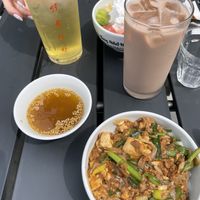 Love the milk tea!   at Ming-Teng HAO HAO in Tokyo