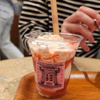 strawberry and jasmine drink at Ming-Teng HAO HAO in Tokyo